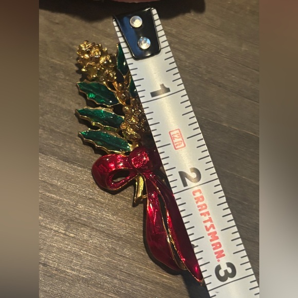 Vintage Gold and Red Bow Holiday Brooch - Picture 8 of 9